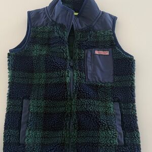 Vineyard vines girls fleece vest size 10/12
